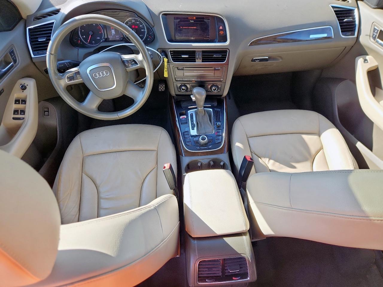 2011 AUDI Q5