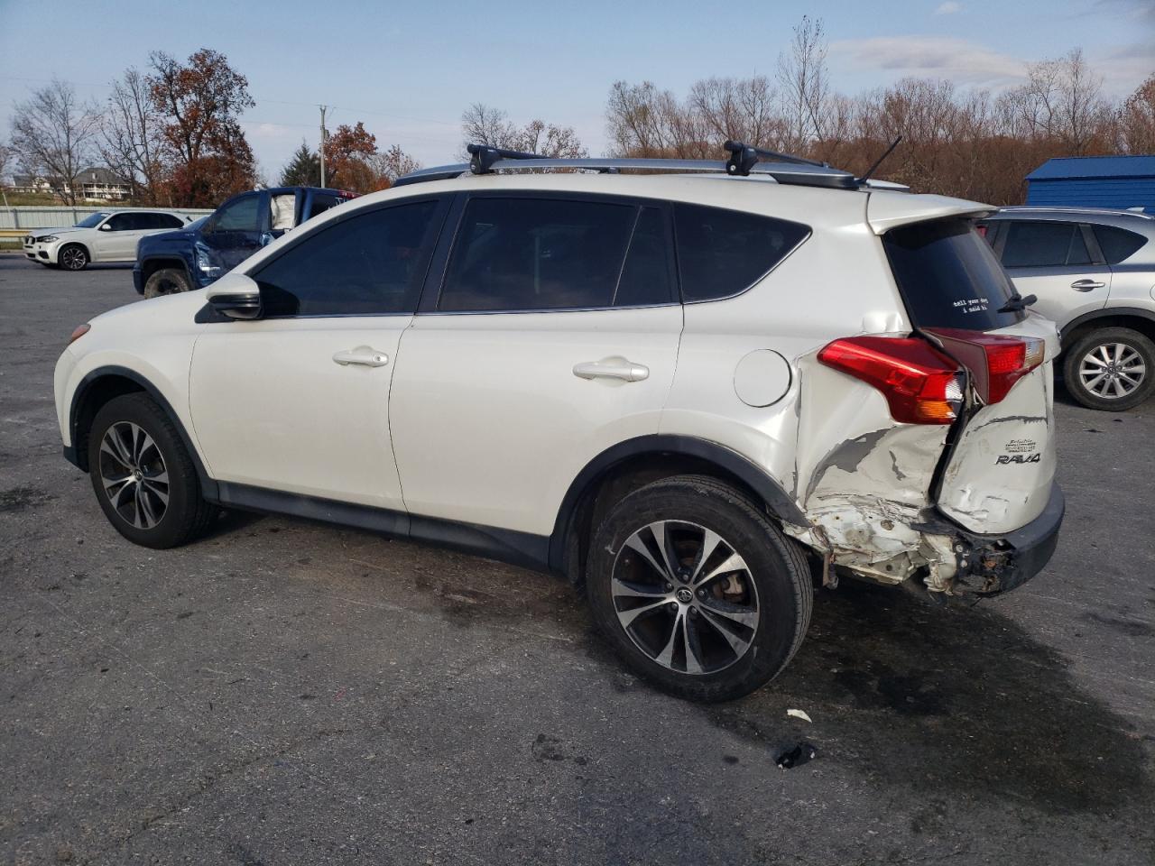 2015 TOYOTA RAV4