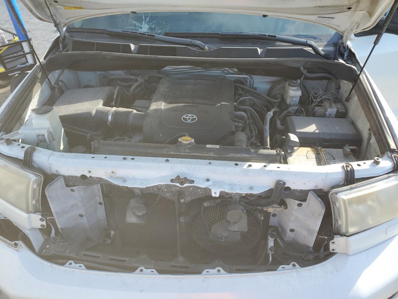 2012 TOYOTA Sequoia