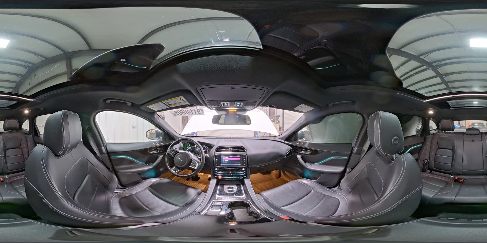 2017 JAGUAR F-Pace