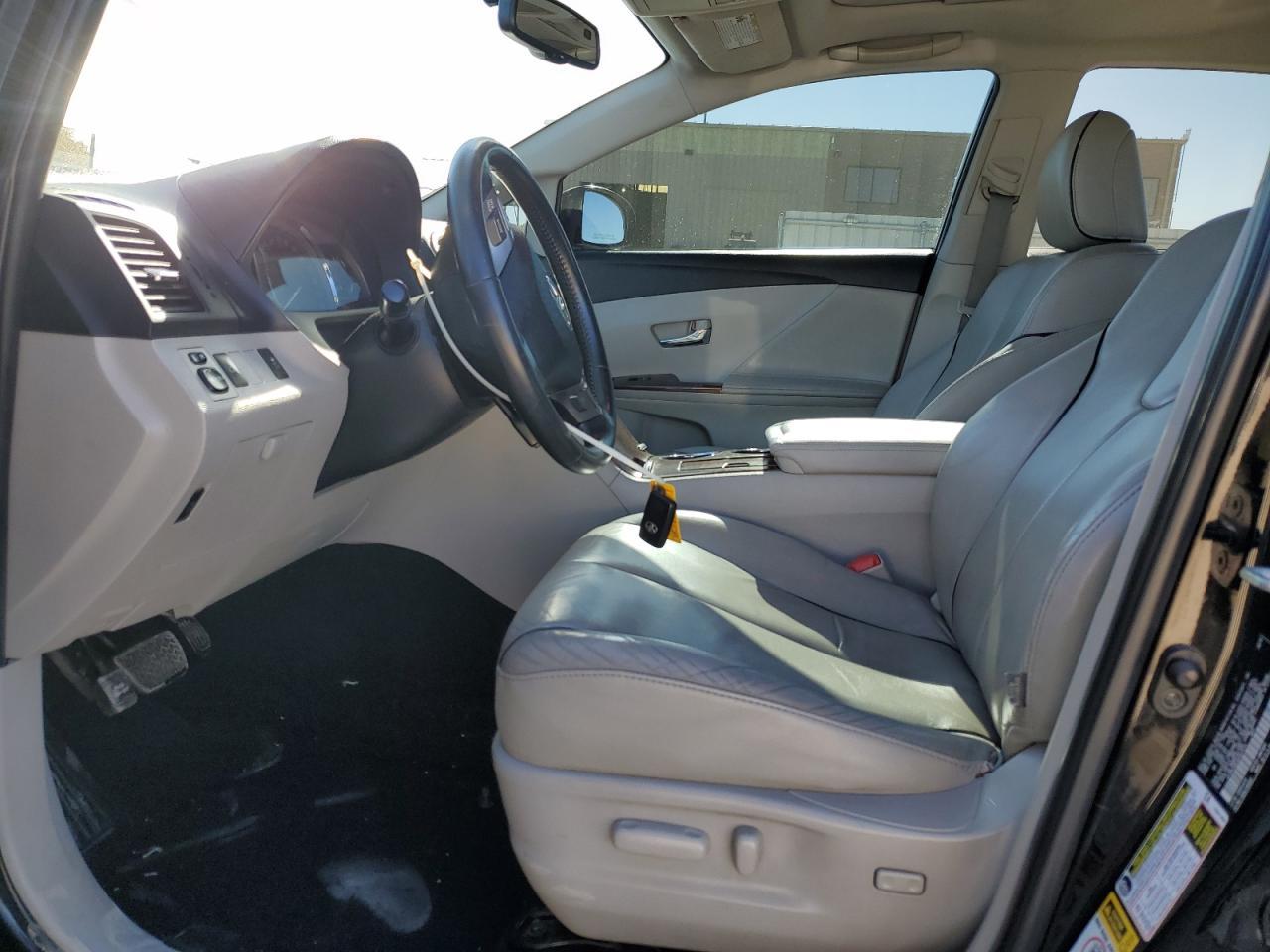 2010 TOYOTA VENZA