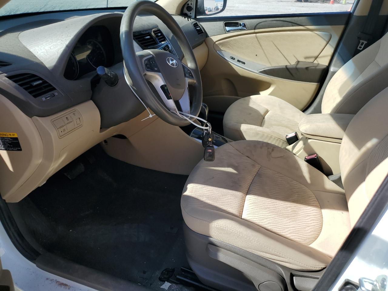 2012 HYUNDAI ACCENT