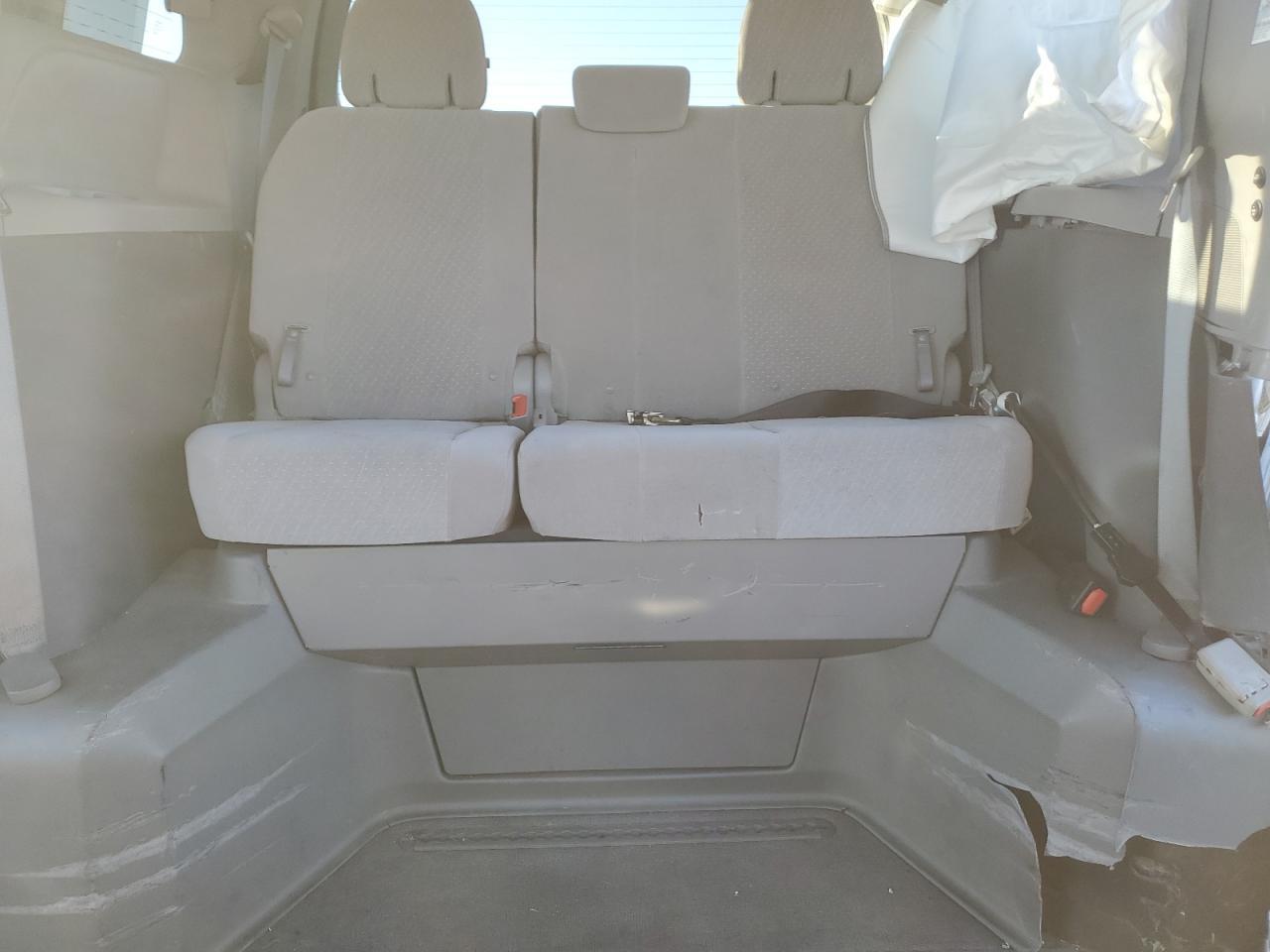 2017 TOYOTA SIENNA