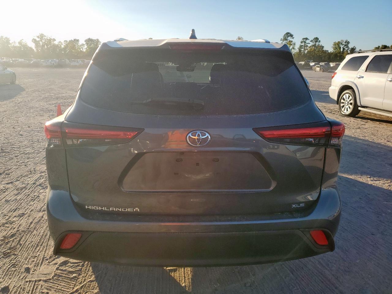 2022 TOYOTA HIGHLANDER