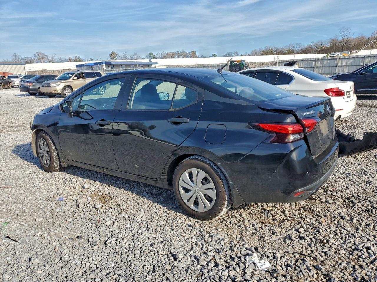 2020 NISSAN VERSA