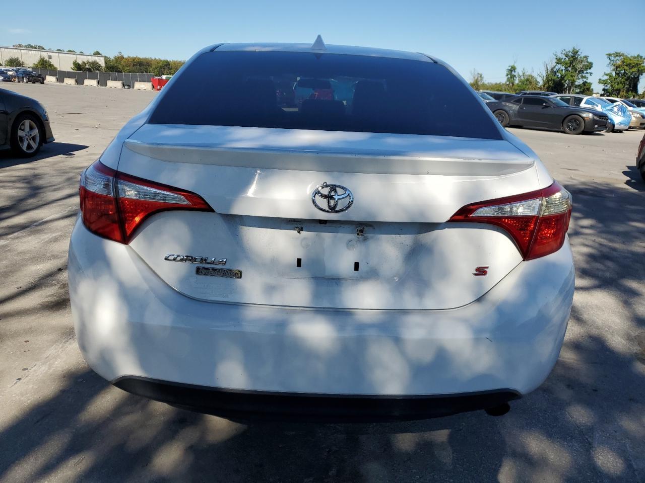 2015 TOYOTA COROLLA
