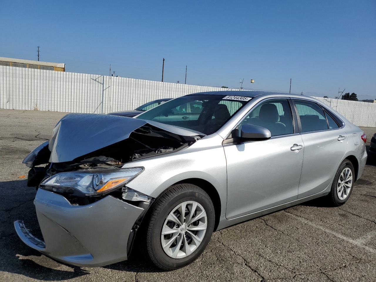 2017 TOYOTA CAMRY