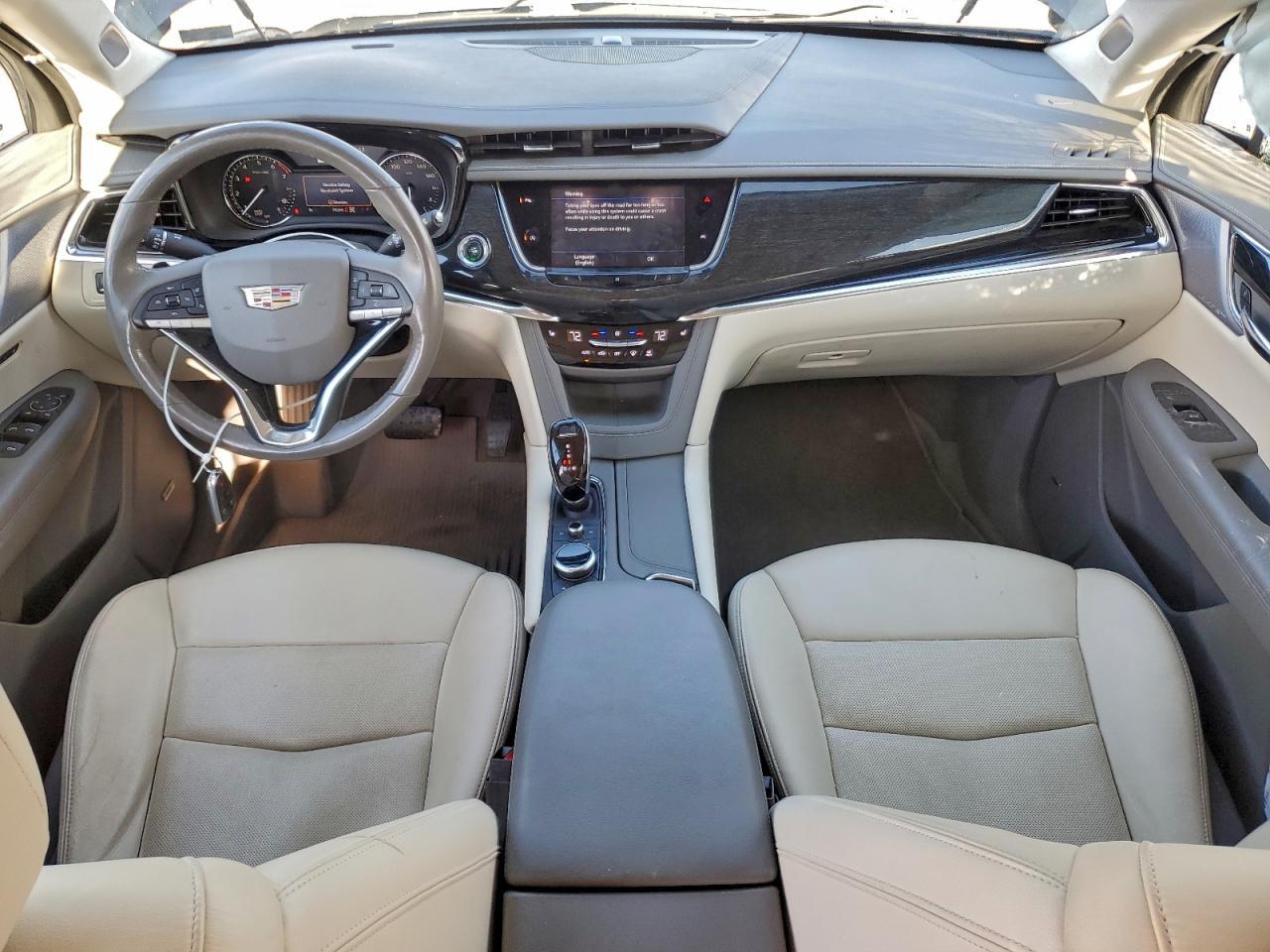 2020 CADILLAC XT6