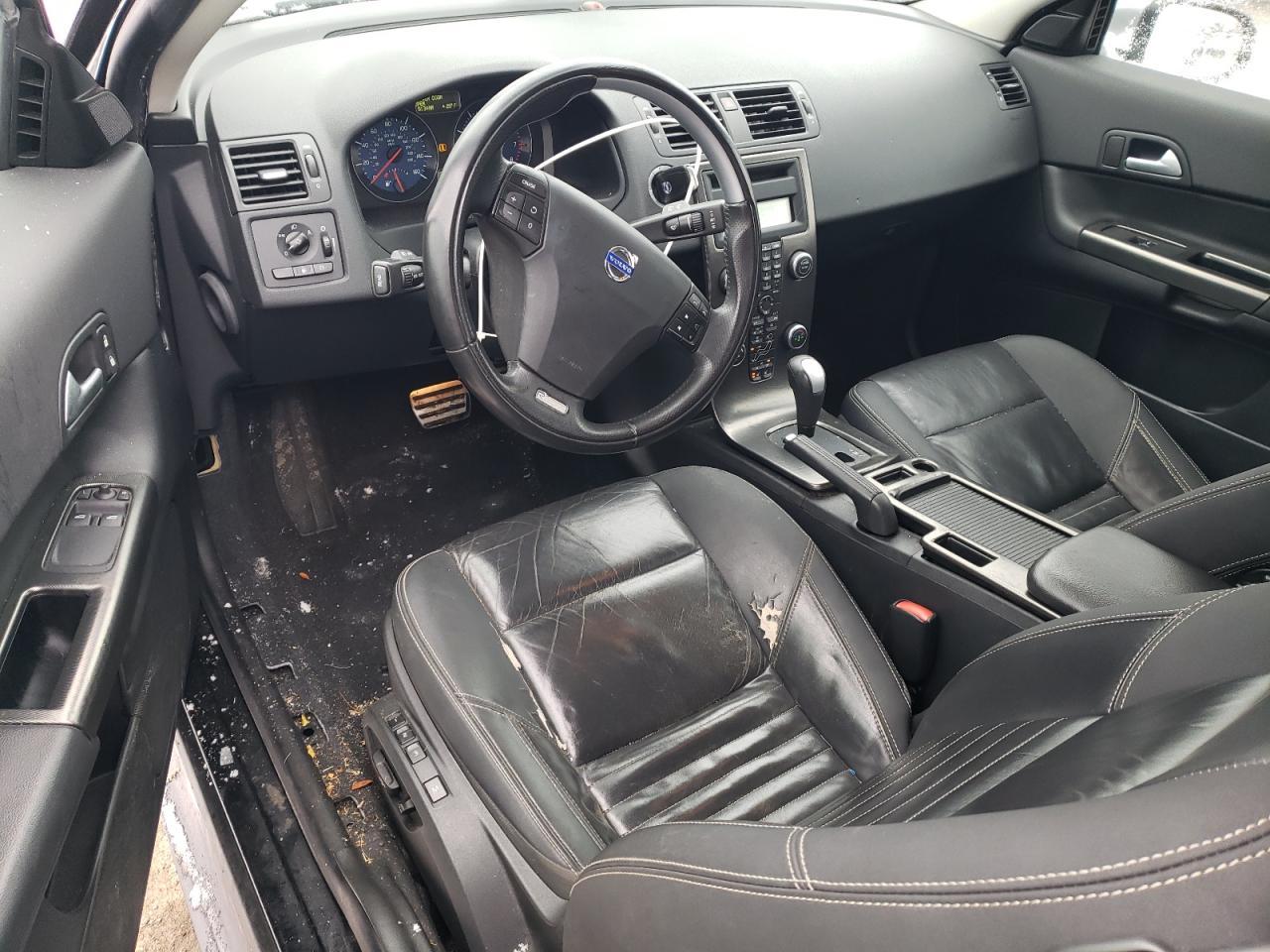 2013 VOLVO C30