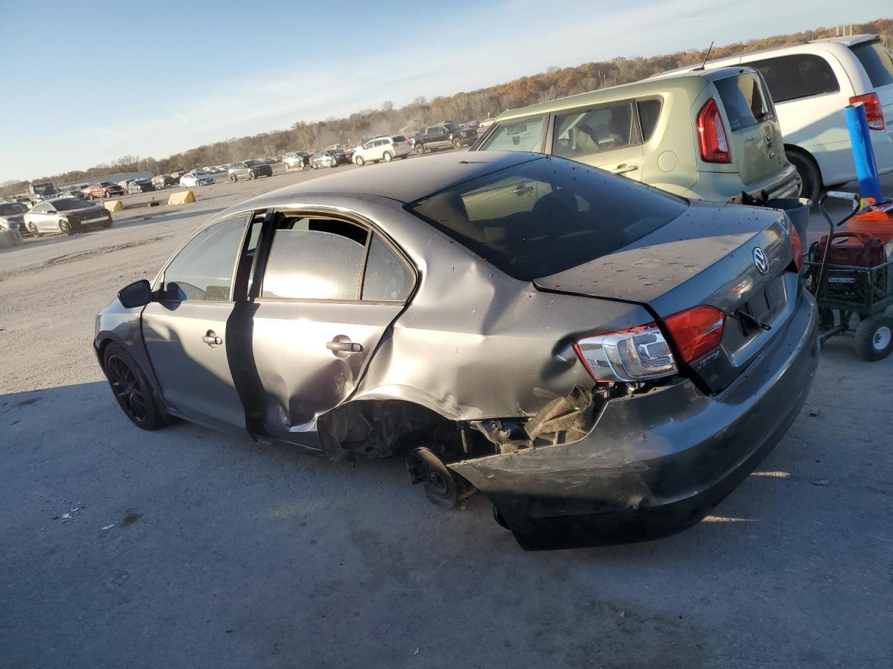 2012 VOLKSWAGEN JETTA