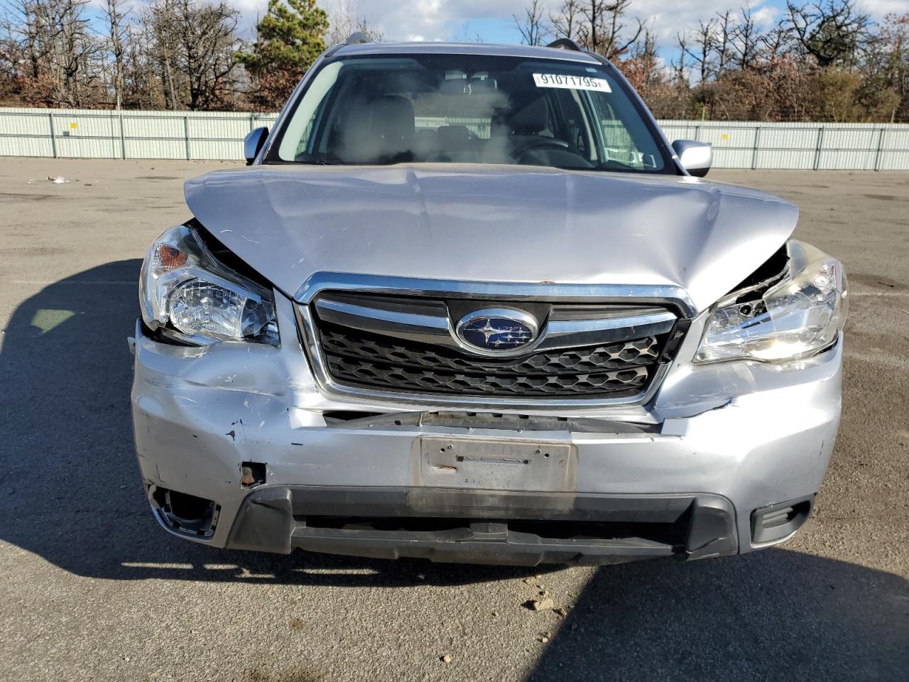 2016 SUBARU FORESTER