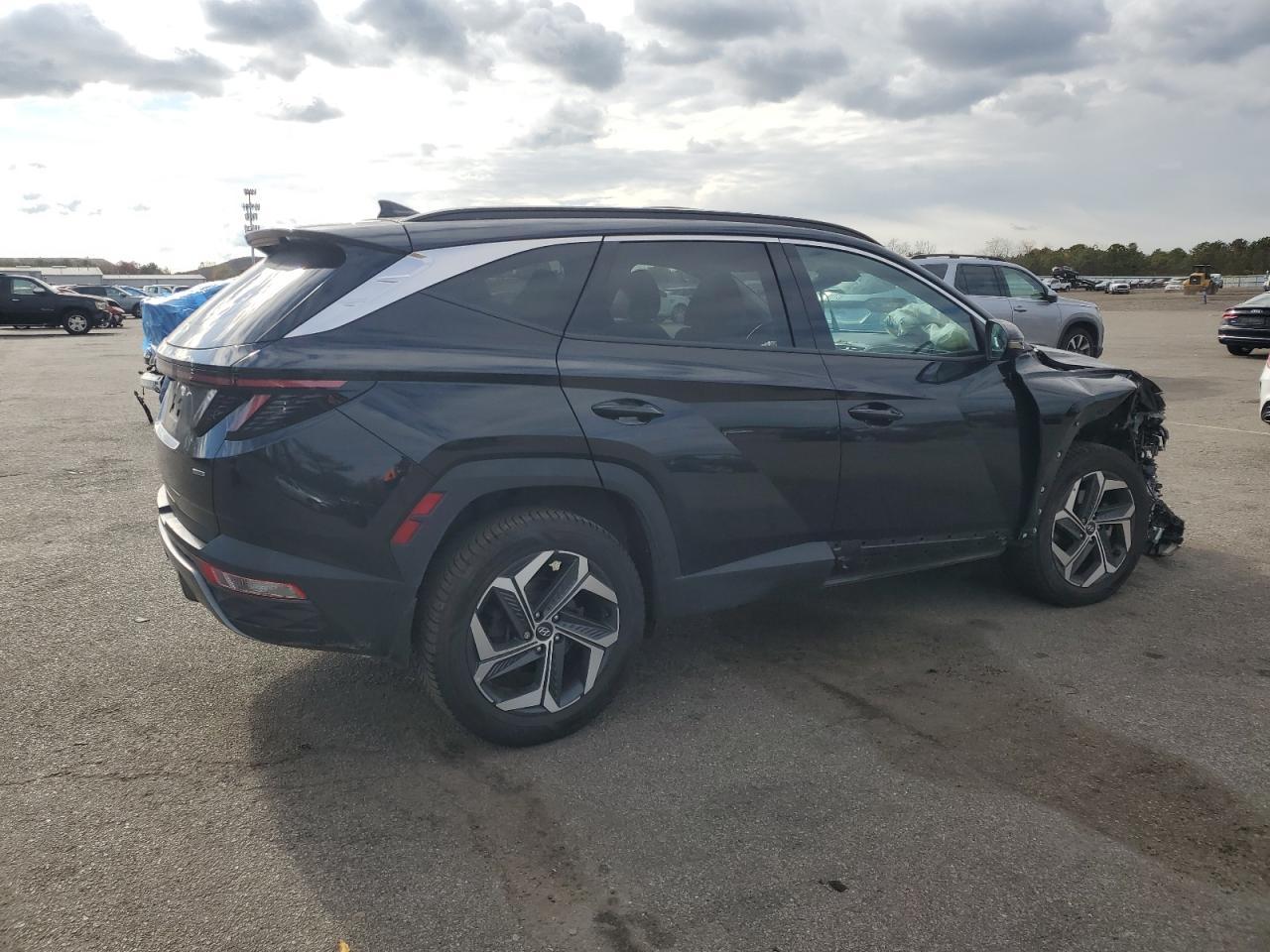 2022 HYUNDAI TUCSON