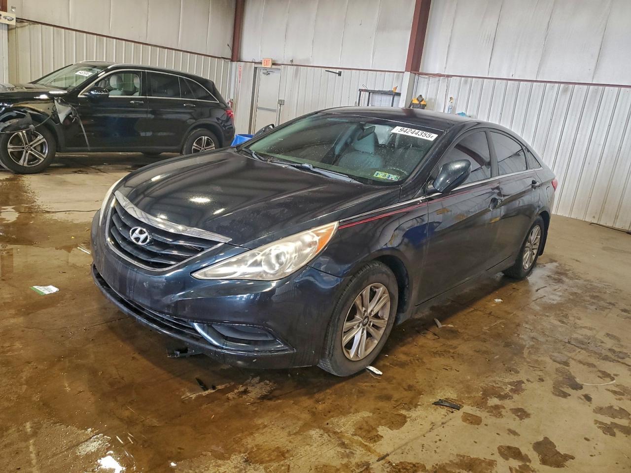 2011 HYUNDAI SONATA
