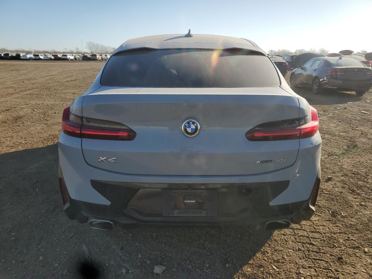 2022 BMW X4