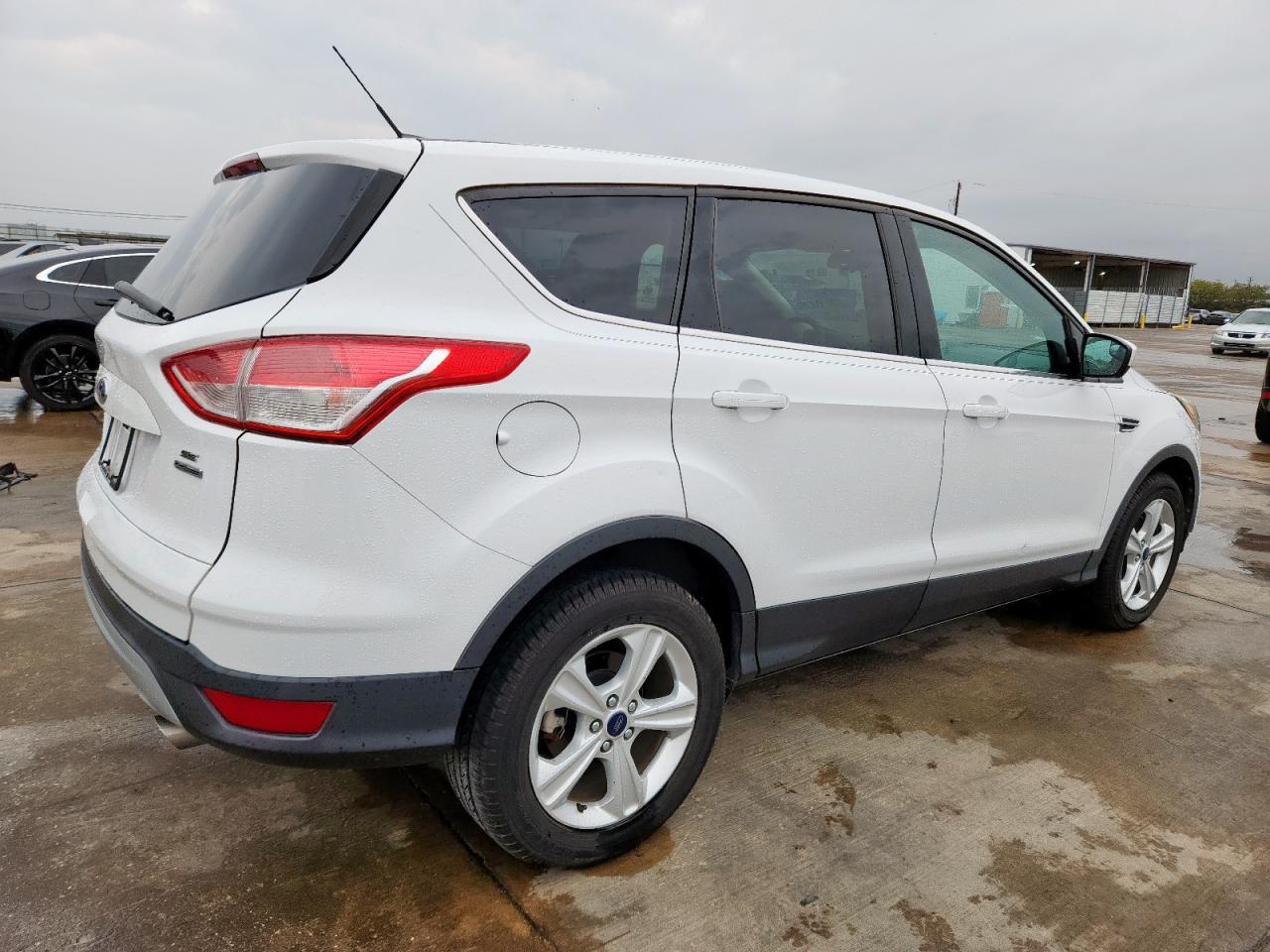 2015 FORD ESCAPE