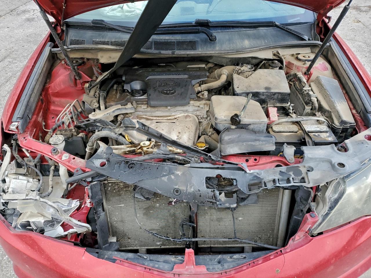 2014 TOYOTA CAMRY