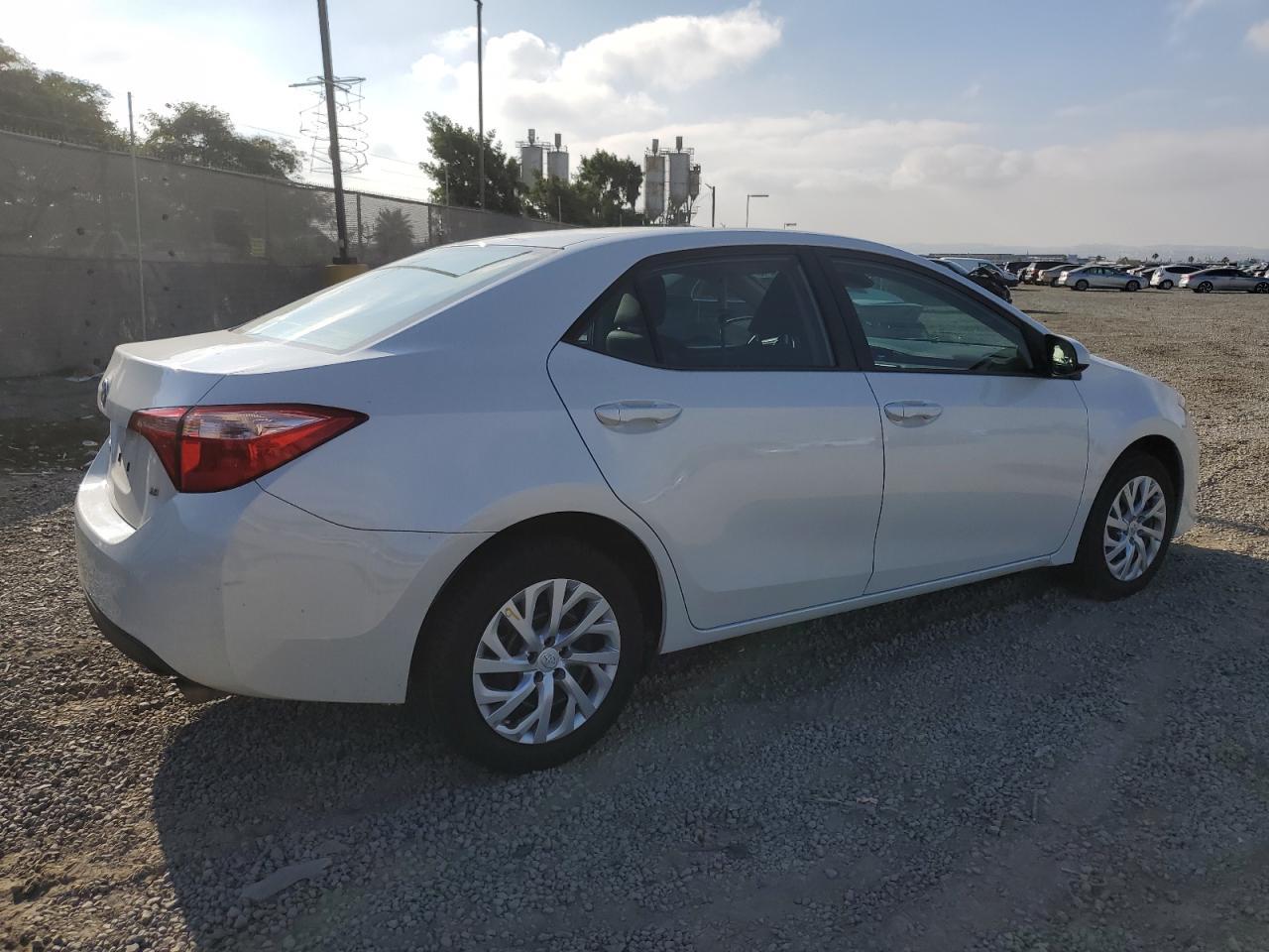2018 TOYOTA COROLLA