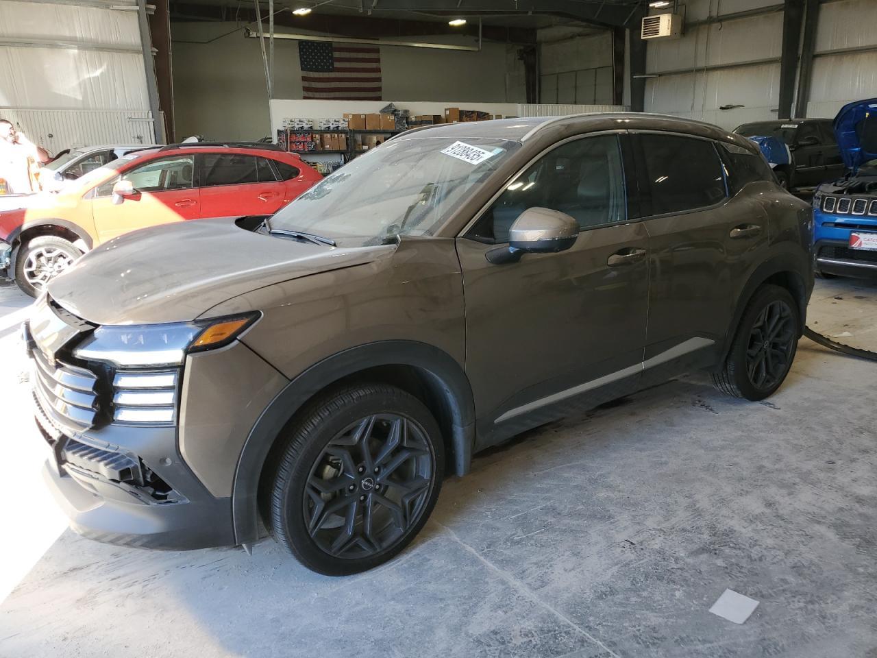 2025 NISSAN KICKS