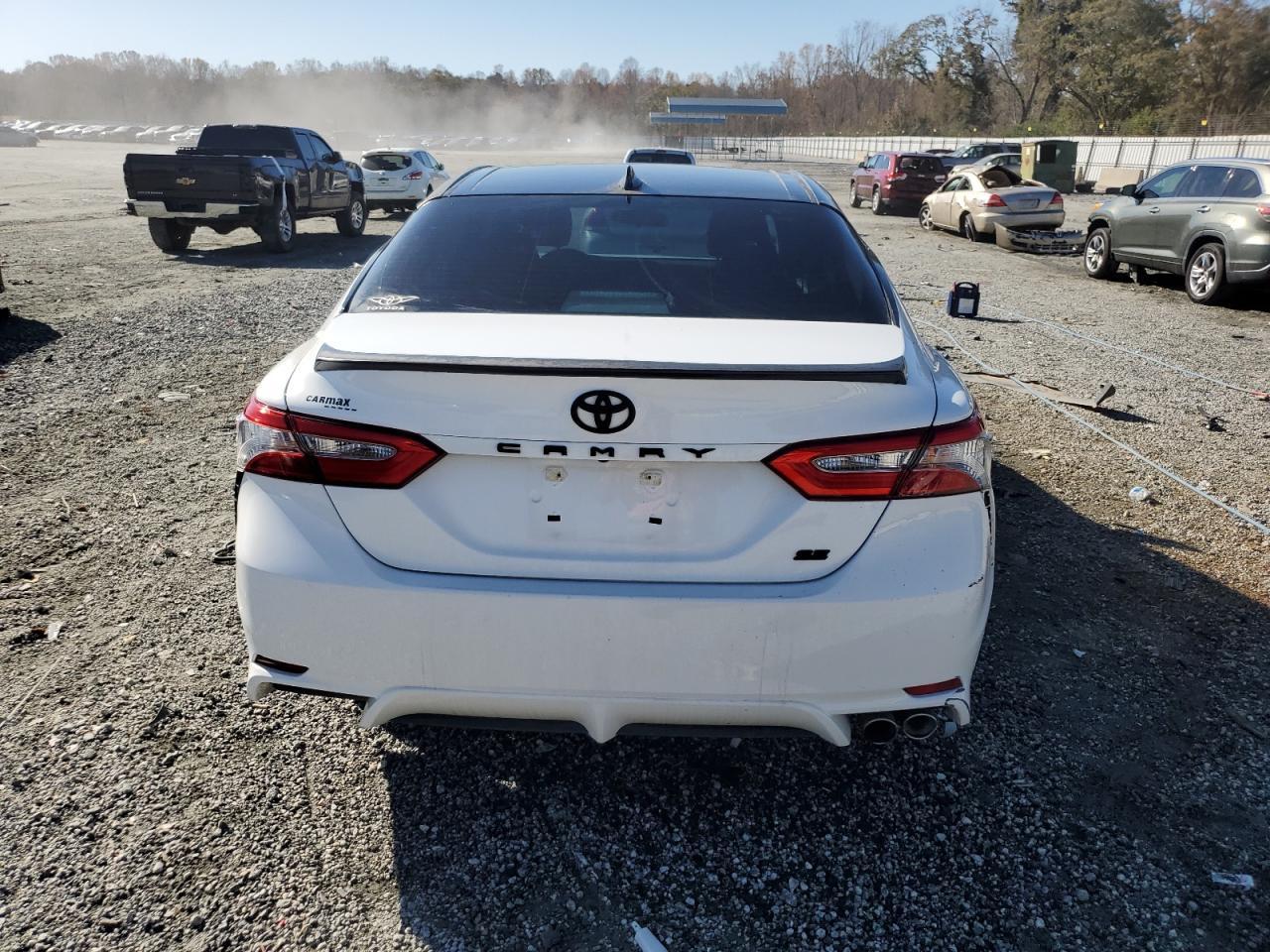 2019 TOYOTA CAMRY