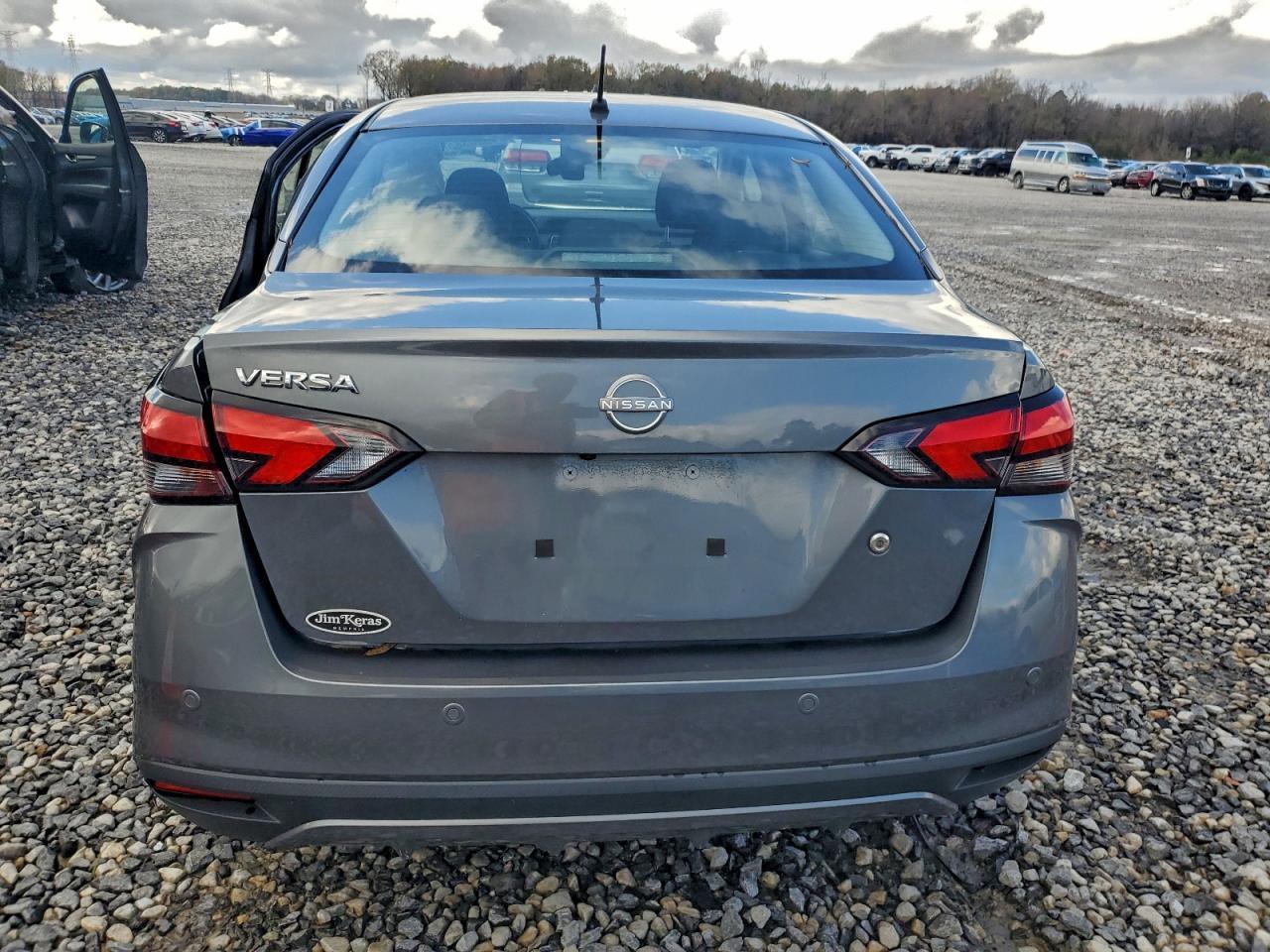 2023 NISSAN VERSA