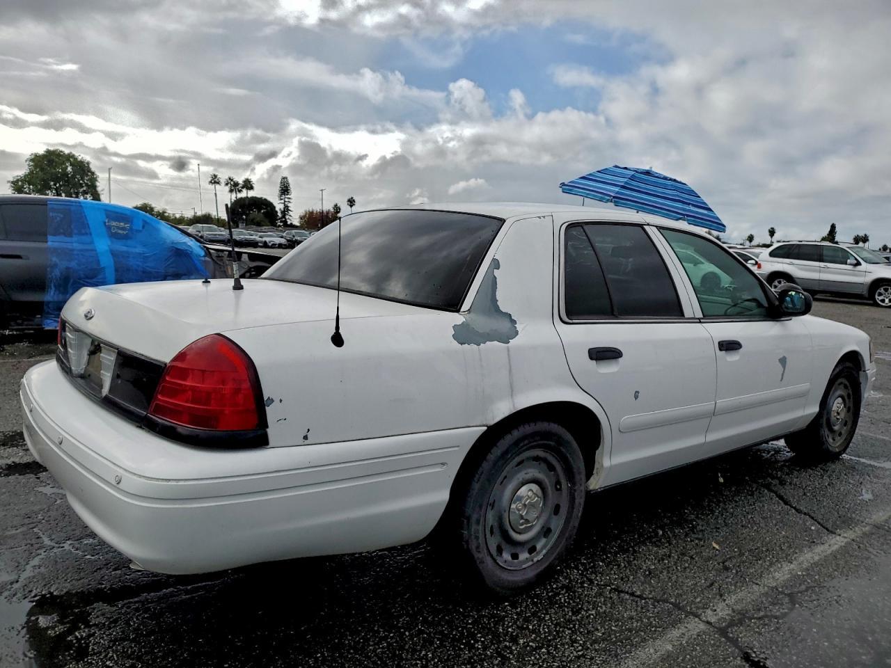 2005 FORD Crown Victoria