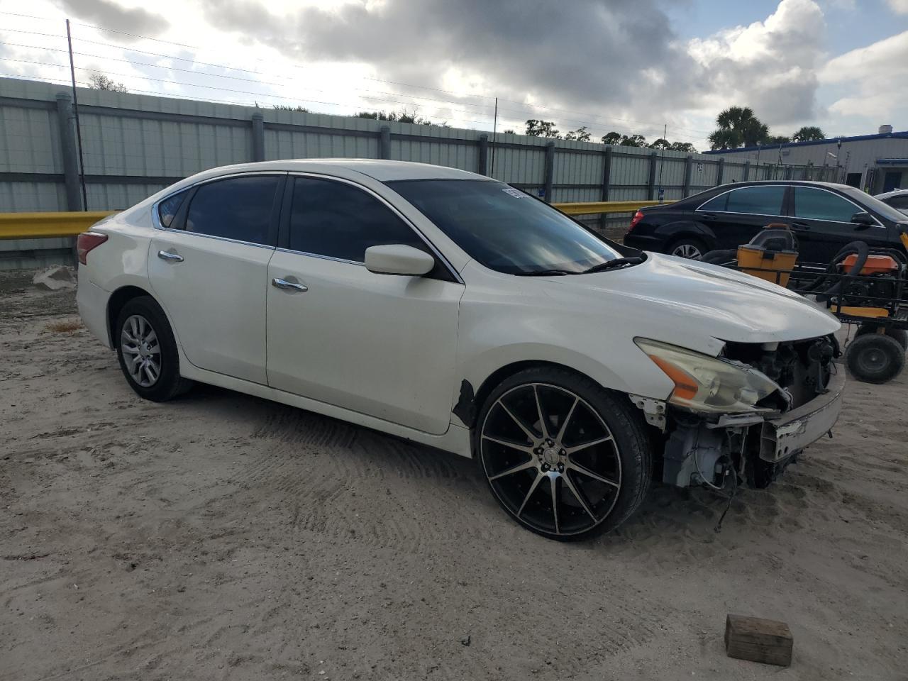 2013 NISSAN ALTIMA