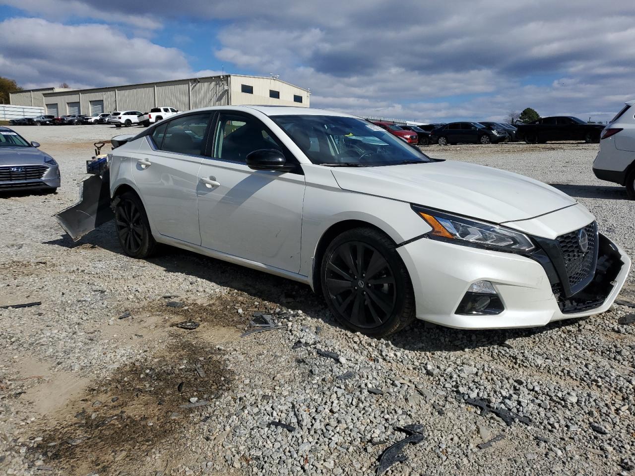 2022 NISSAN ALTIMA