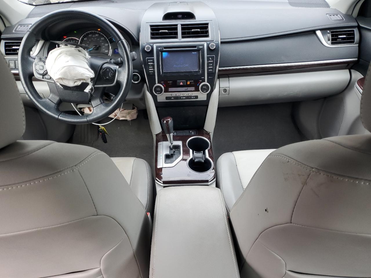 2014 TOYOTA CAMRY