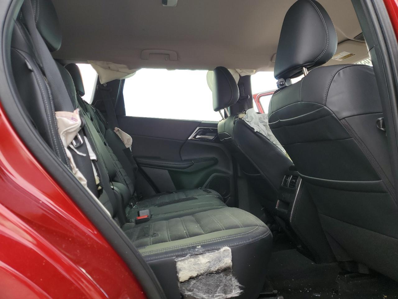 2023 MITSUBISHI outlander