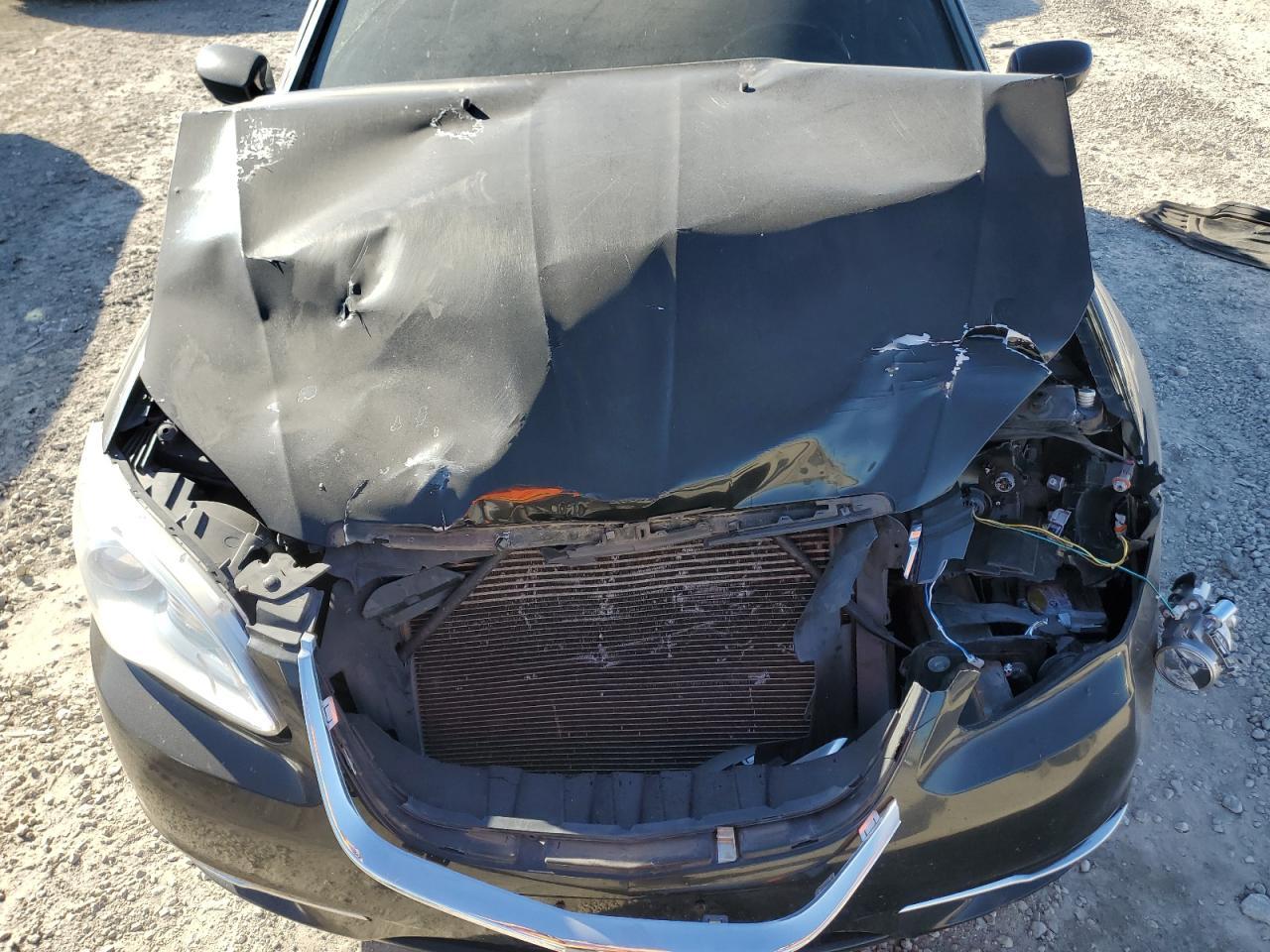 2013 CHRYSLER 200