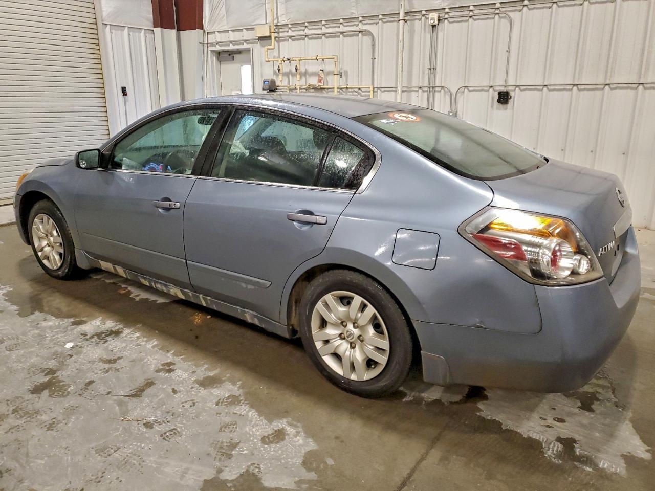 2010 NISSAN ALTIMA