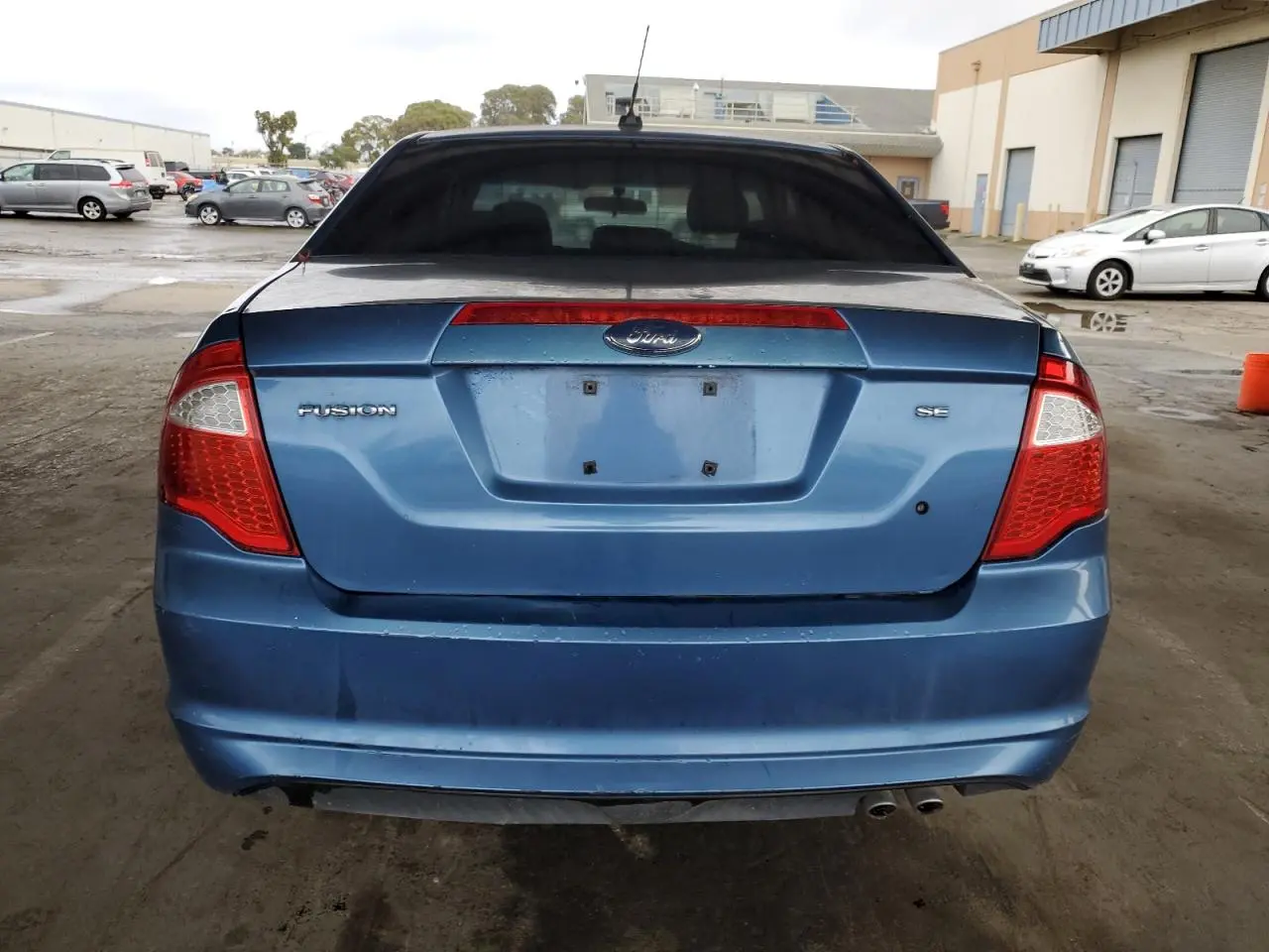 2010 FORD FUSION