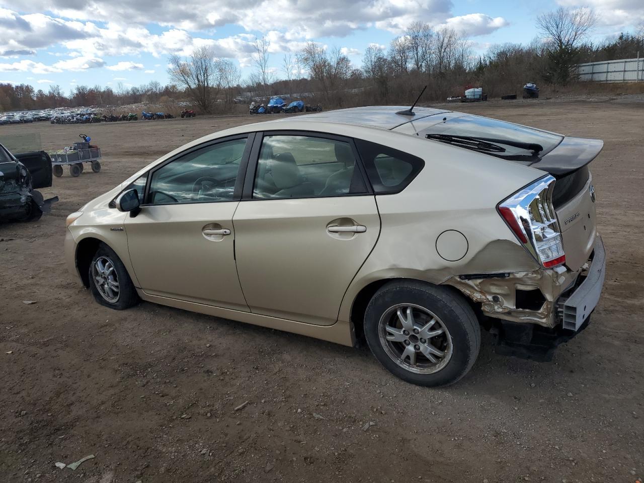 2011 TOYOTA PRIUS