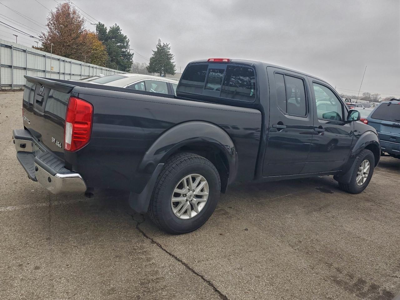 2016 NISSAN Frontier