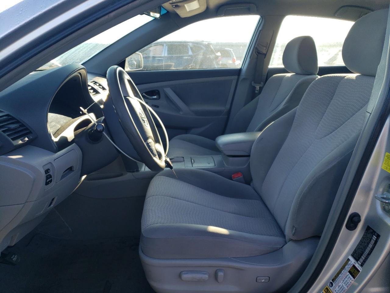 2011 TOYOTA CAMRY