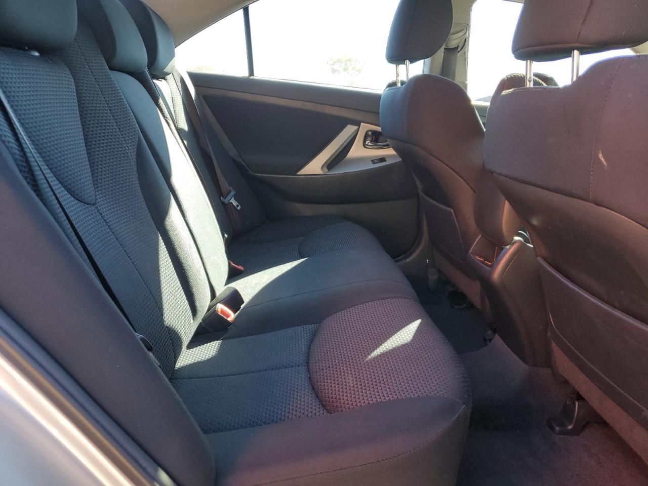 2011 TOYOTA CAMRY