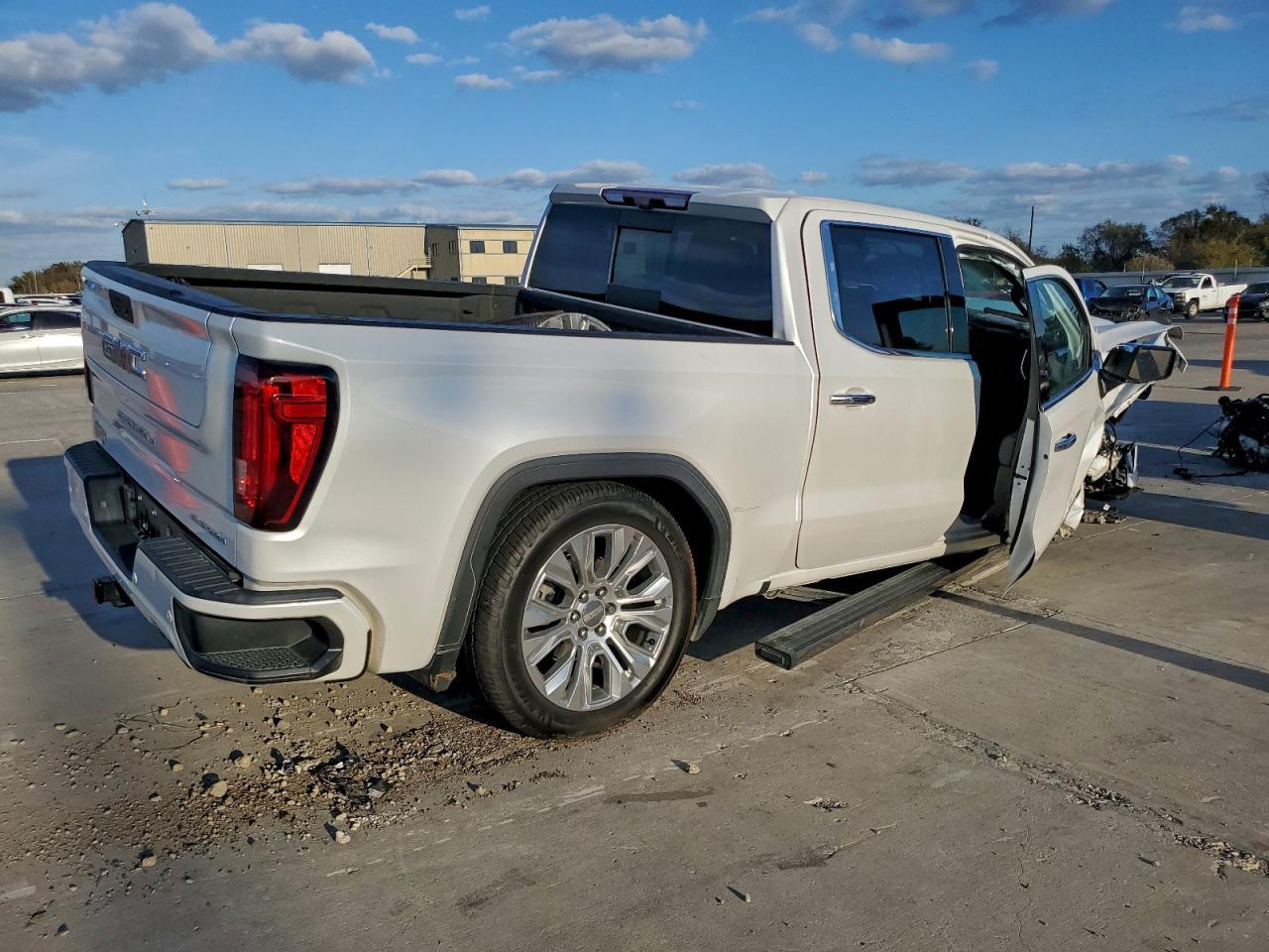2021 GMC Sierra