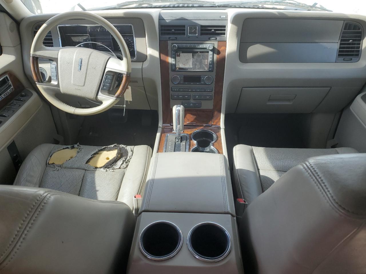 2012 LINCOLN Navigator