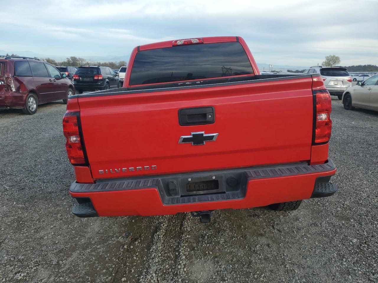 2018 CHEVROLET Silverado