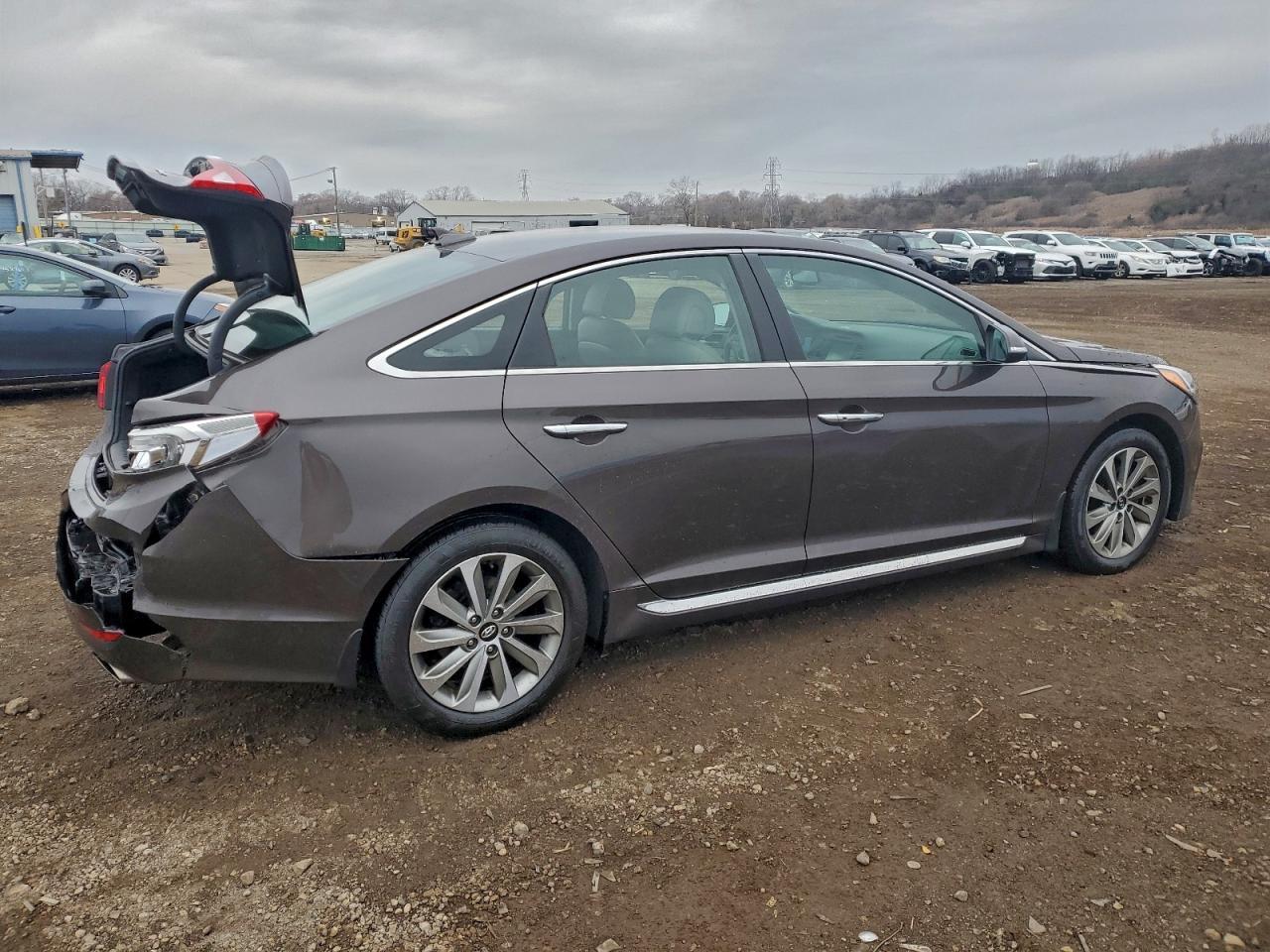 2016 HYUNDAI SONATA