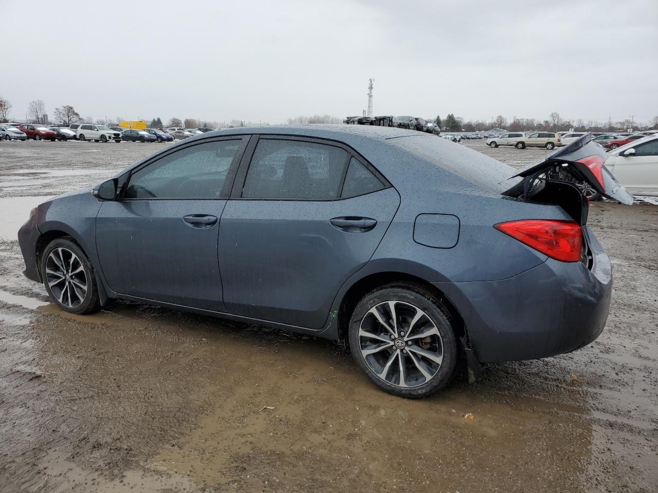 2017 TOYOTA COROLLA