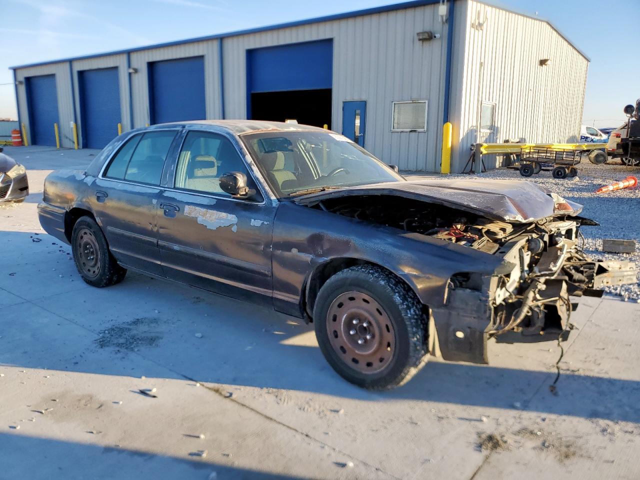 2004 FORD Crown Victoria