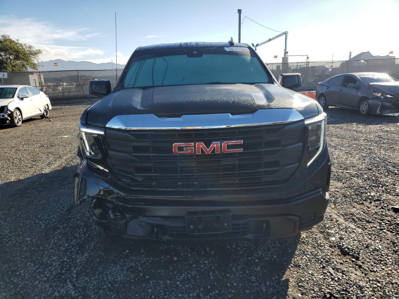 2025 GMC Sierra