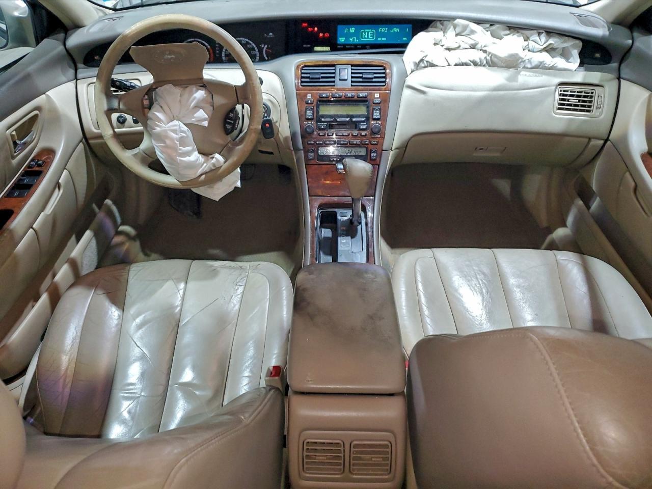 2002 TOYOTA Avalon