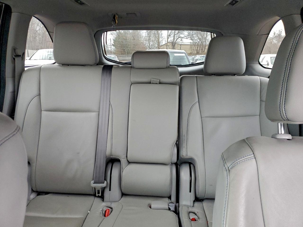 2017 TOYOTA HIGHLANDER