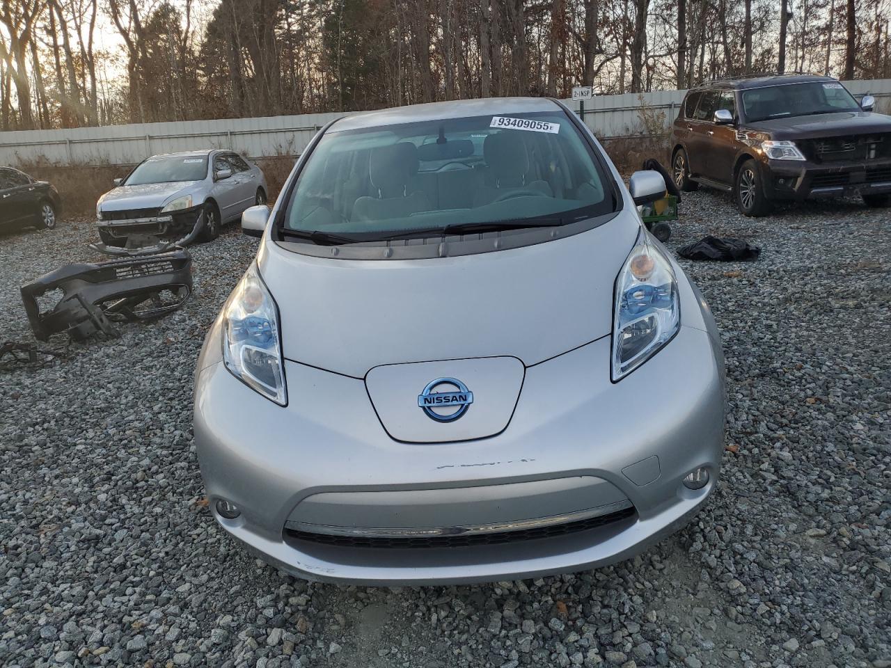 2012 NISSAN LEAF