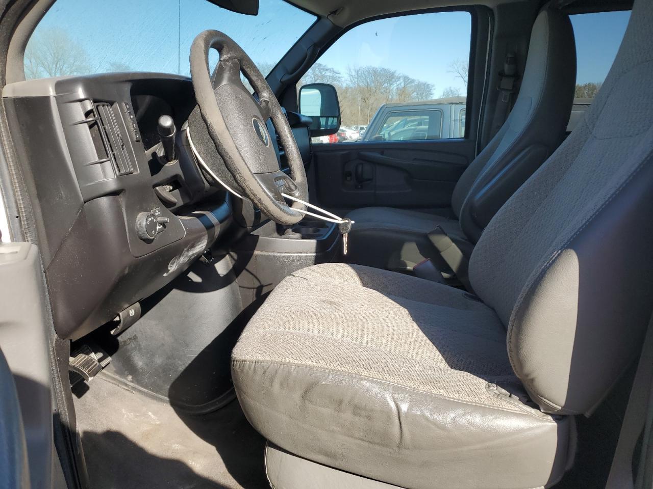 2012 CHEVROLET Express 3500