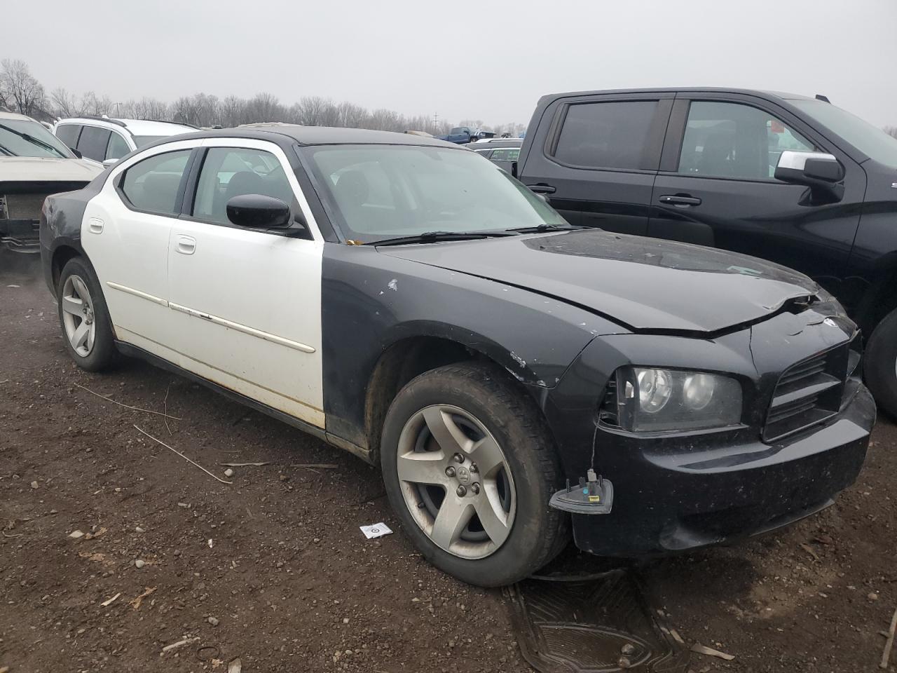 2010 DODGE CHARGER