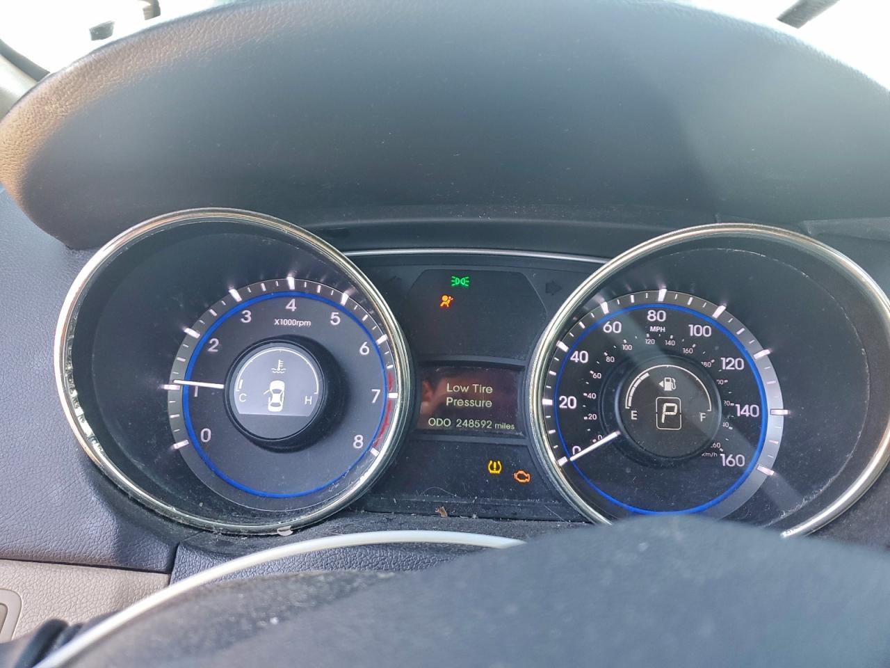2012 HYUNDAI SONATA