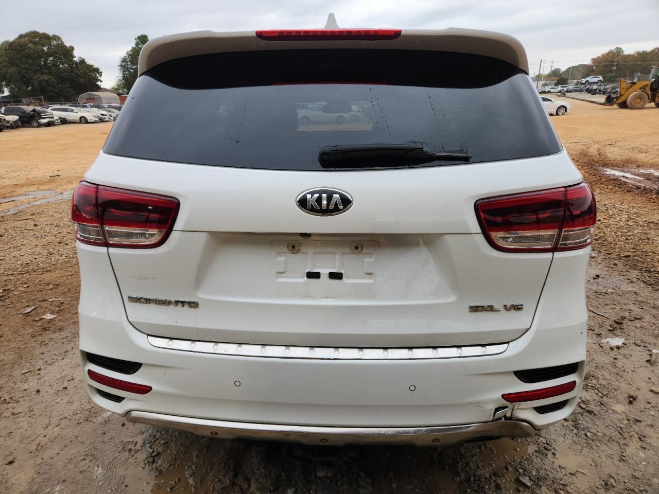 2016 KIA SORENTO